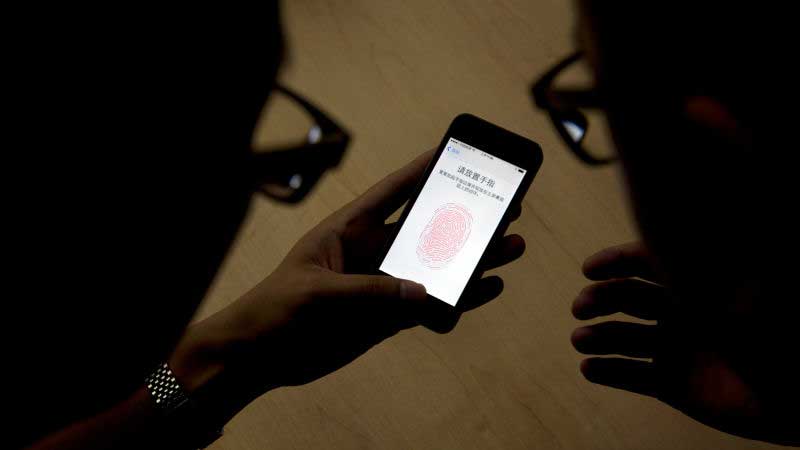 fingerprint smartphone