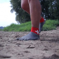 Κάλτσα - Γάντι για τους λάτρεις των extreme sports [video]